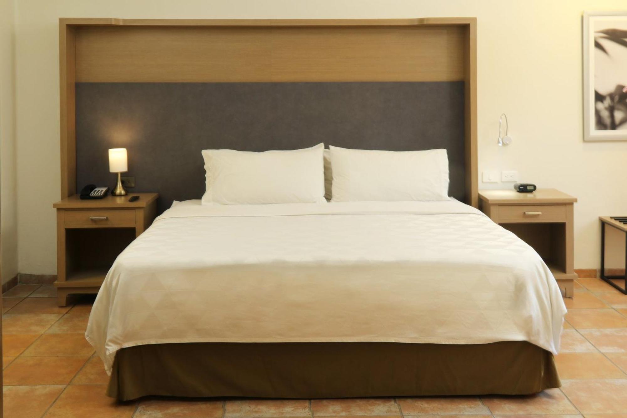 Holiday Inn Ciudad Del Carmen By Ihg Exterior photo