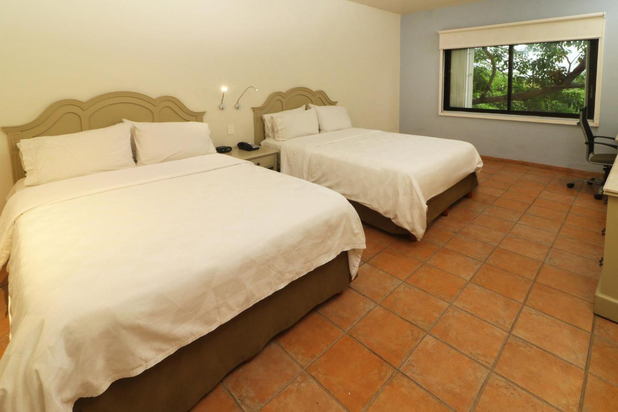 Holiday Inn Ciudad Del Carmen By Ihg Exterior photo