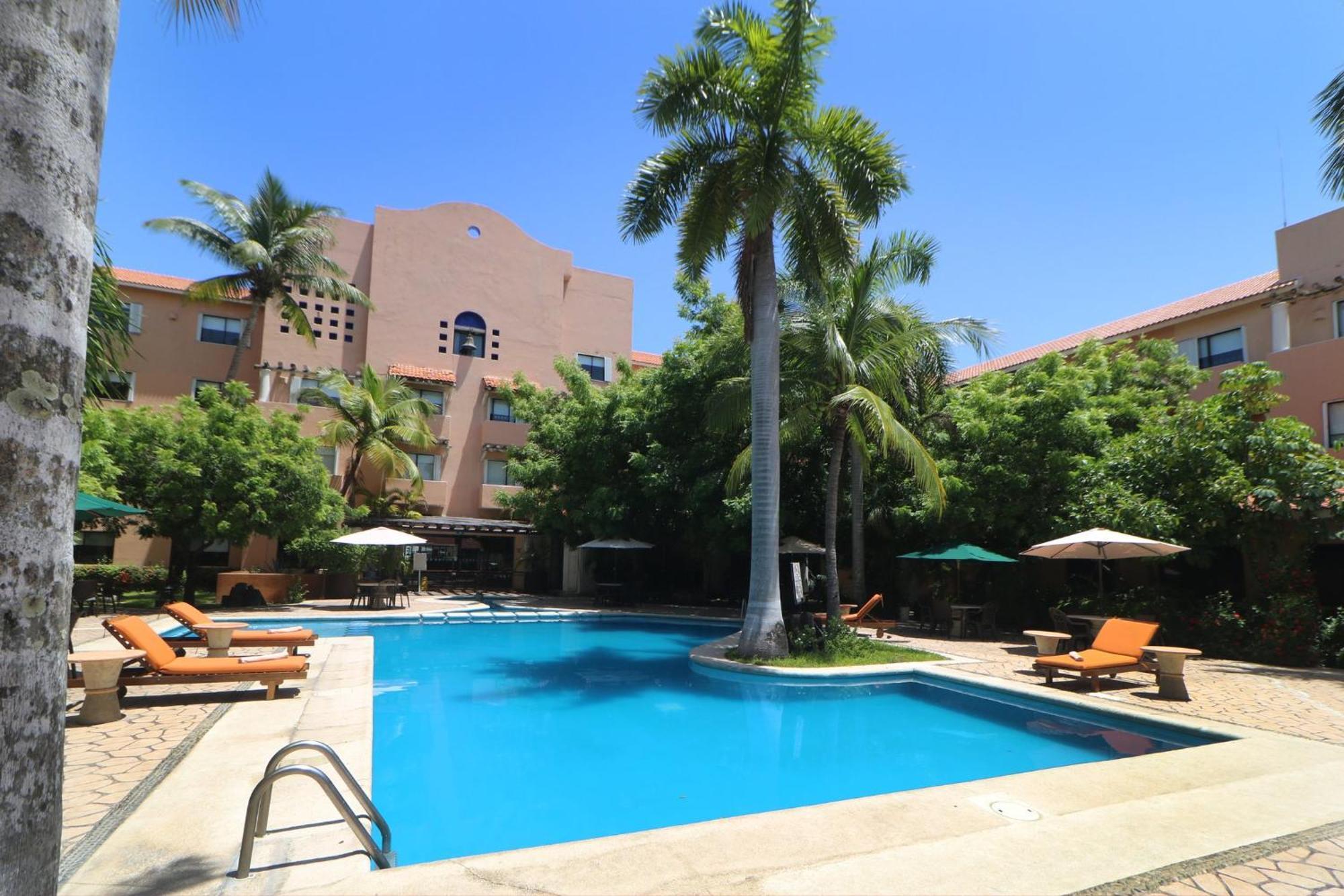 Holiday Inn Ciudad Del Carmen By Ihg Exterior photo